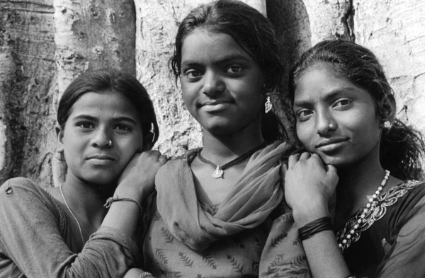 Three Girls,Pachmarhi,Pilgrims,India,gelatin silver print